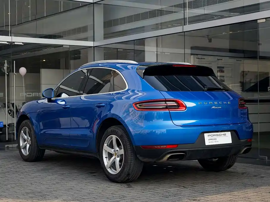 Porsche Macan 2016 Macan 2.0T фото 3