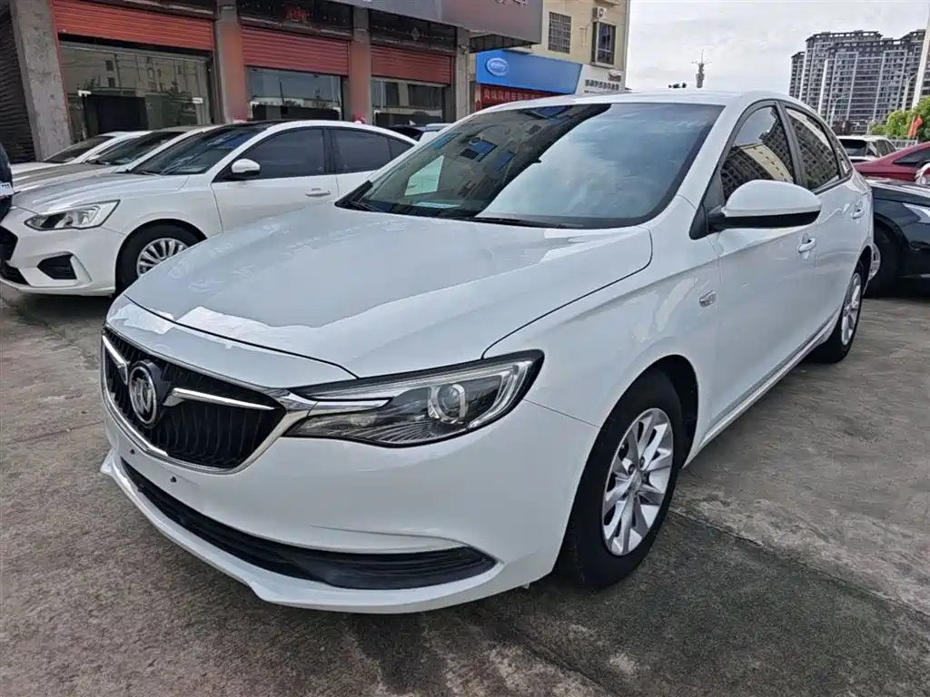 Buick Excelle 2019 15T DCT Progressive Type China VI фото 2