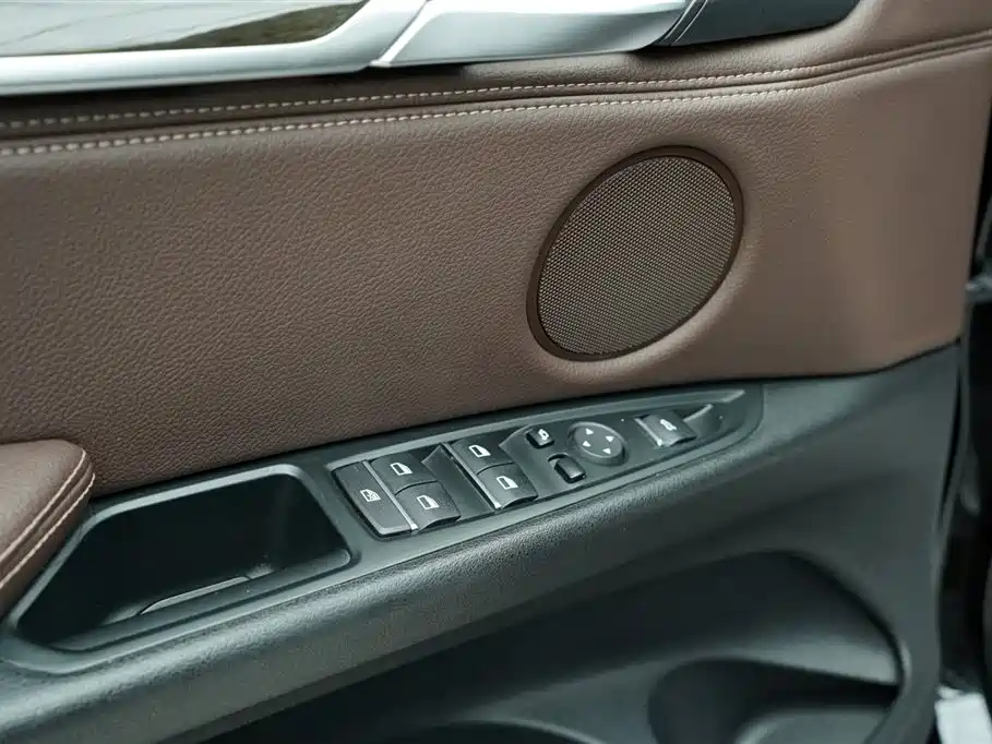BMW X5 (Import) 2018 xDrive35i M Sport Model фото 11