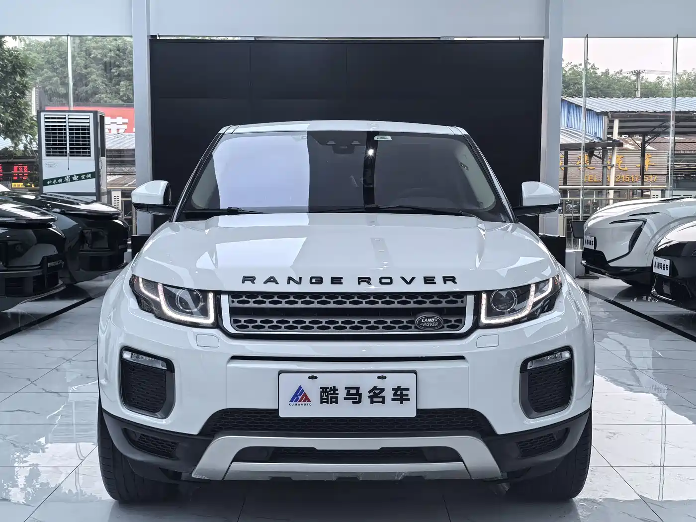 Land Rover Range Rover Evoque 2016 2.0T SE ZhiYao фото 2