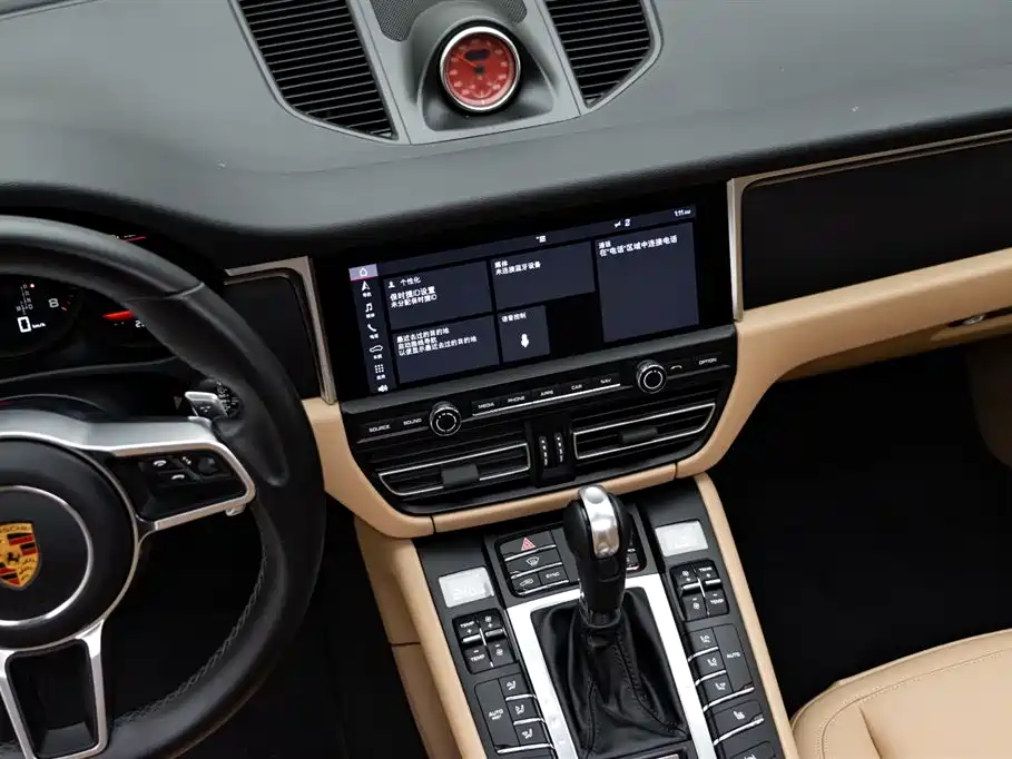 Porsche Macan 2018 Macan 2.0T фото 12