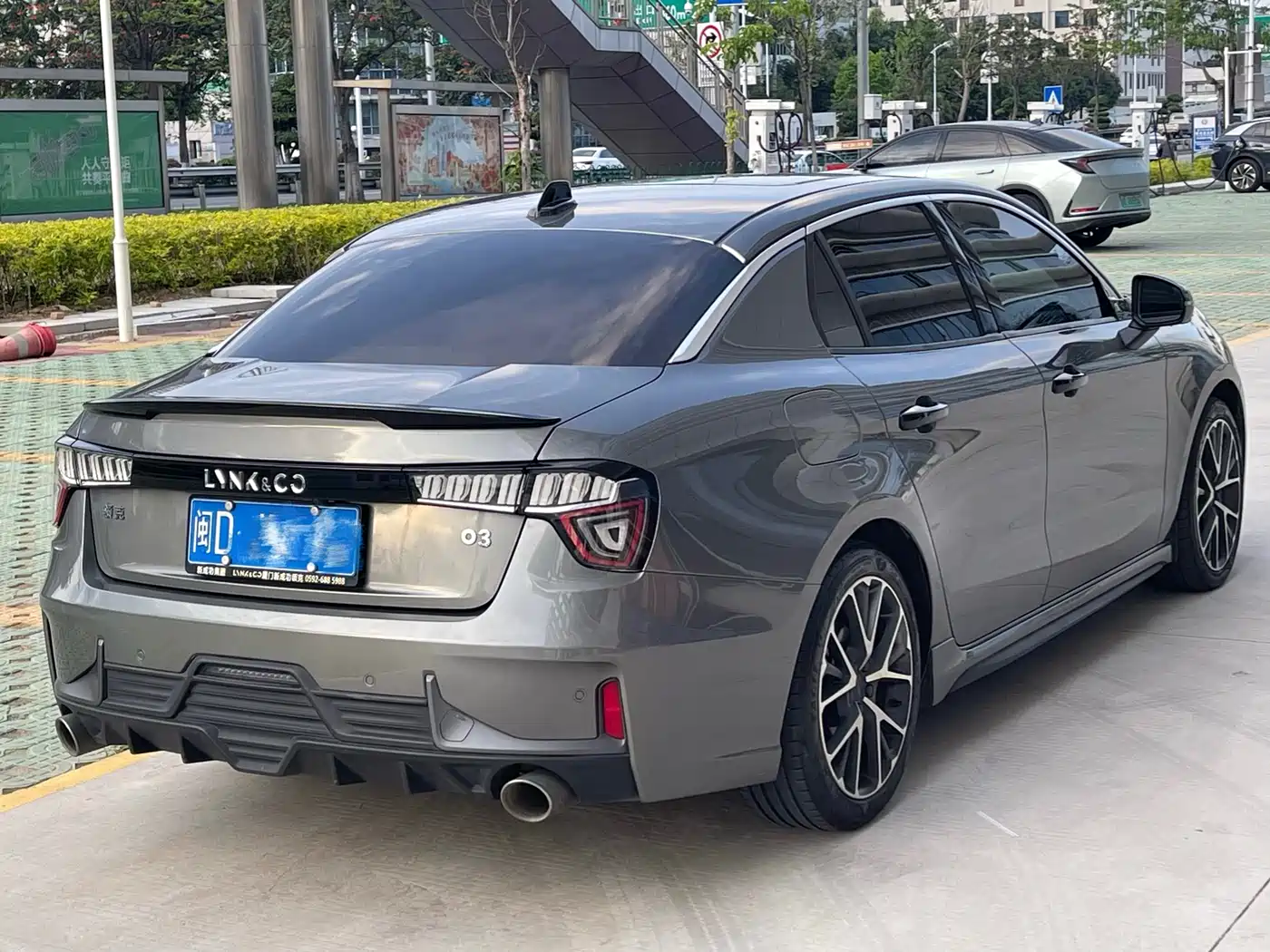 Lynk & Co 03 2021 1.5TD DCT Jin Champion Edition фото 5