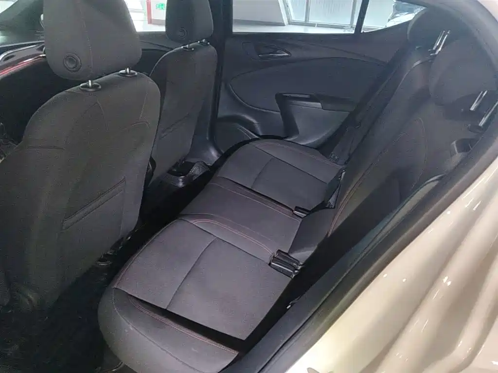 Buick Verano 2016 Hatchback GS 20T DCT Luxury Sport фото 17