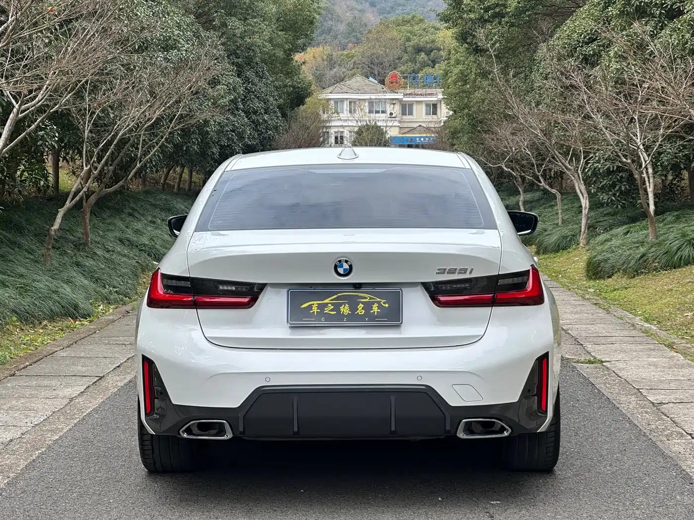BMW 3 Series 2024 325i M Sport Package фото 17