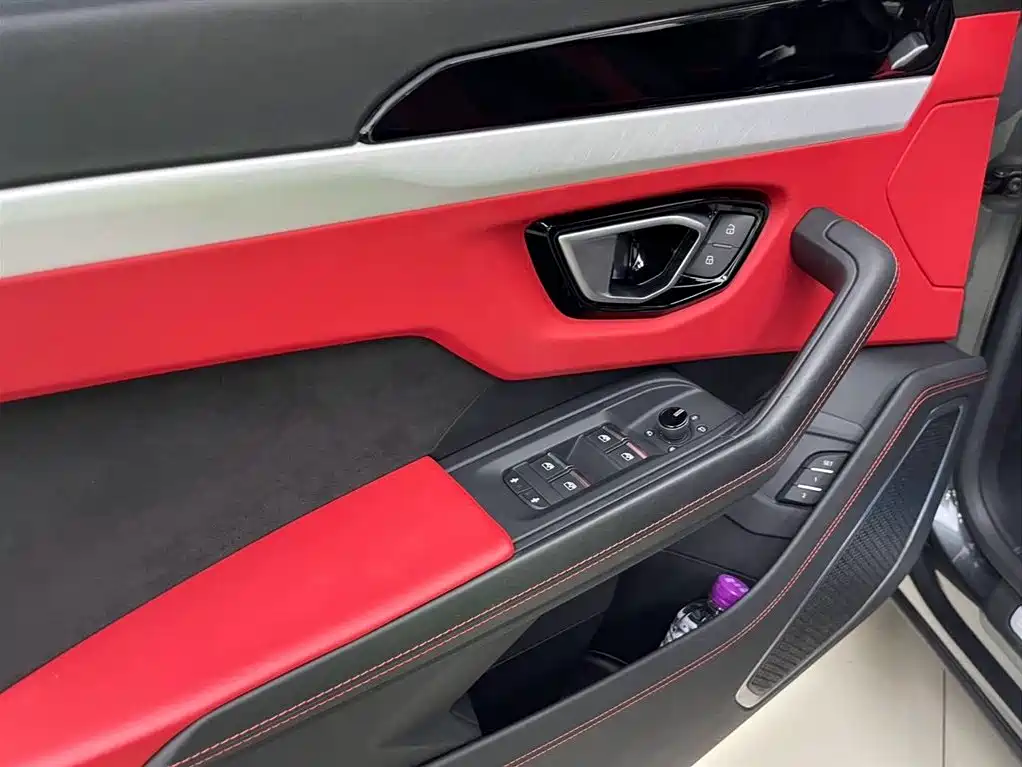 Lamborghini Urus 2021 4.0T V8 фото 11