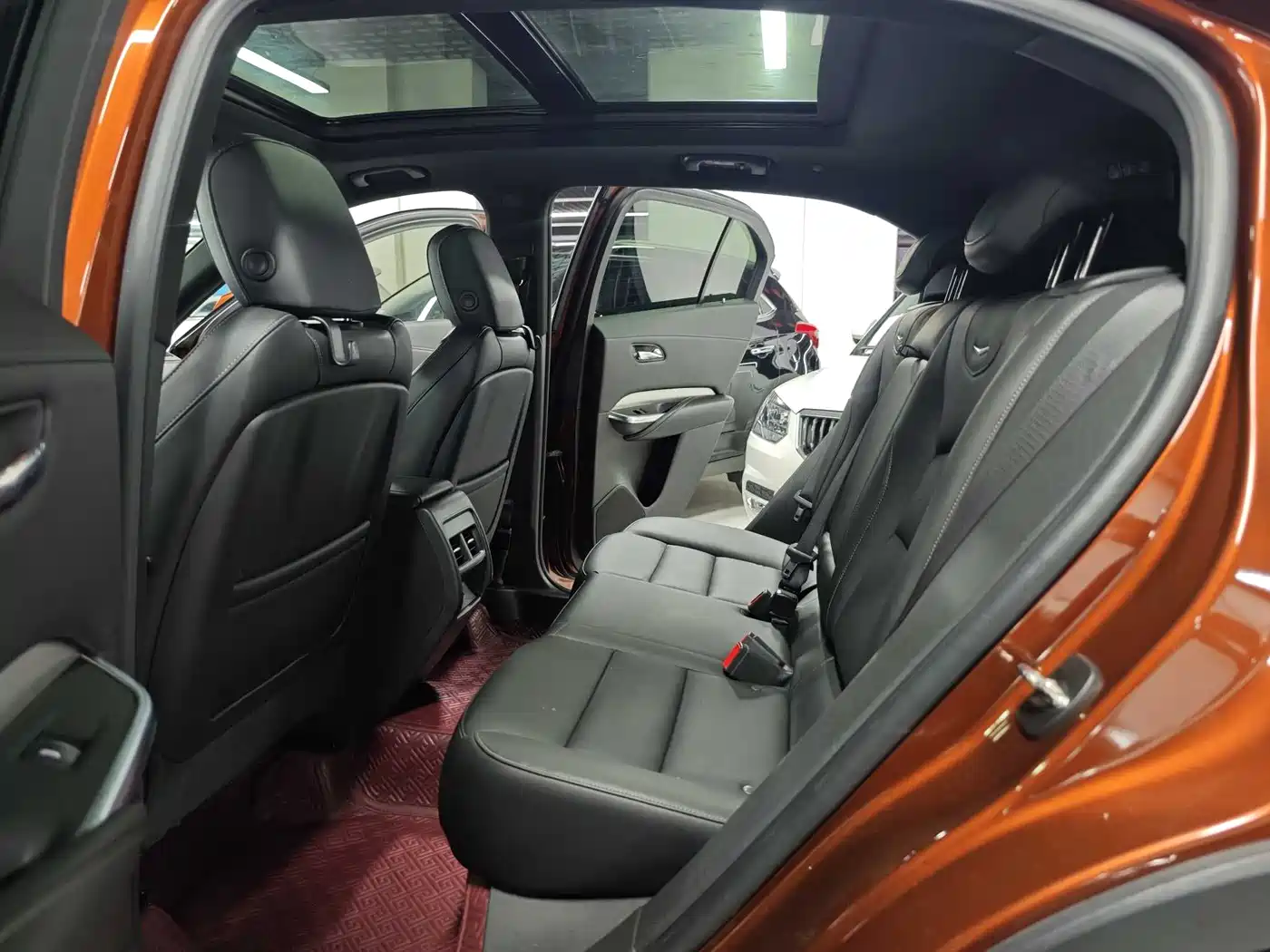 Cadillac XT4 2018 Model 28T 2WD Luxury фото 6
