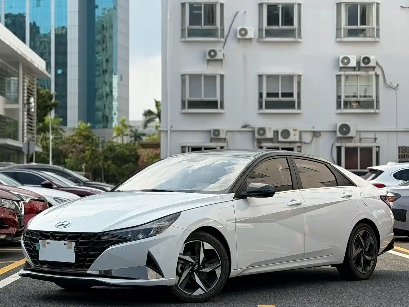 Hyundai Elantra 2021 1.5L CVT TOP Flagship Edition