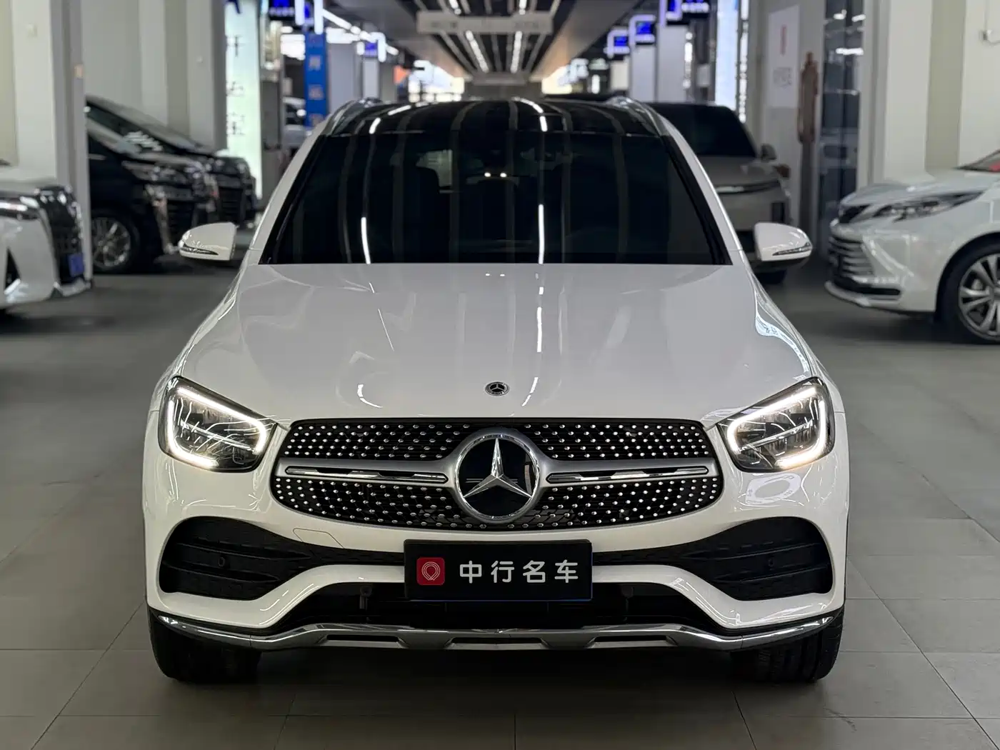 MERCEDES-BENZ GLC