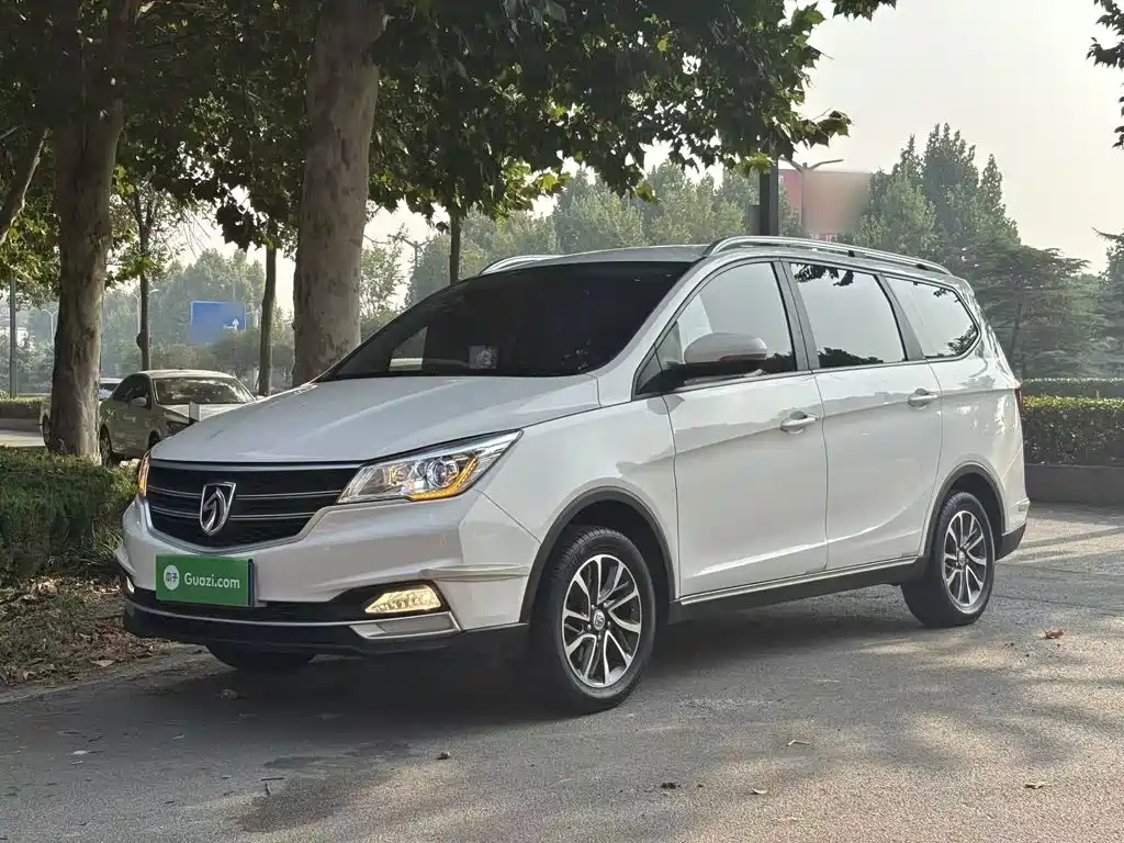 Фото 2 - Baojun 730