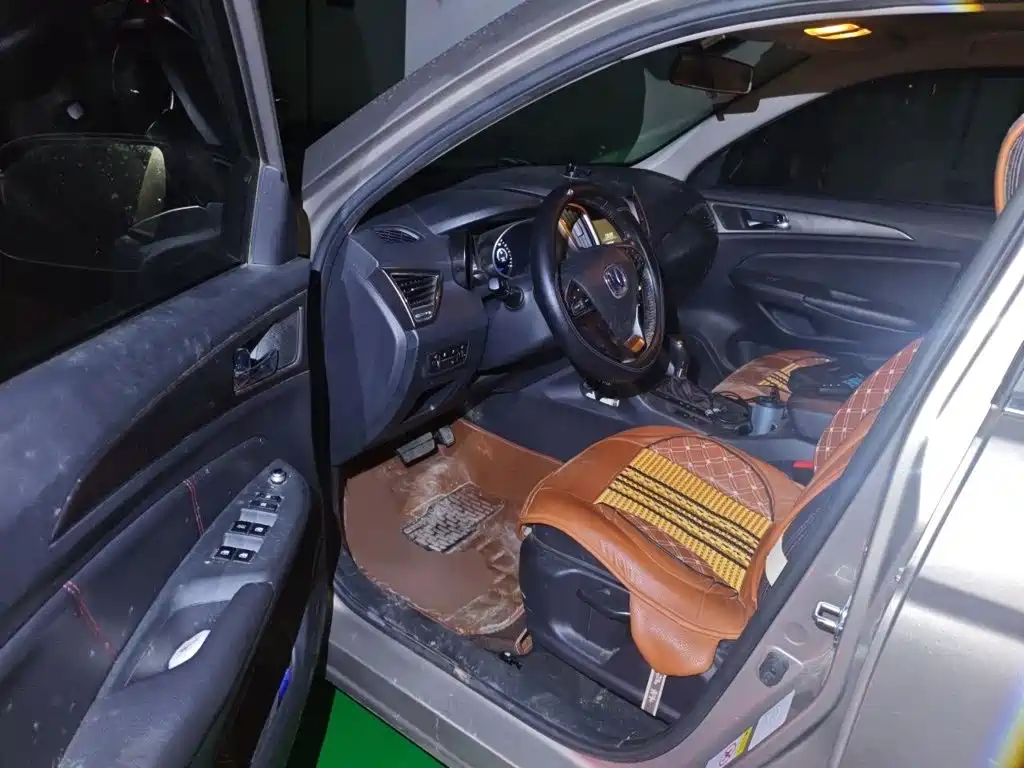 Changan CS75 2015 2014 1.8T Automatic Elite (China IV)