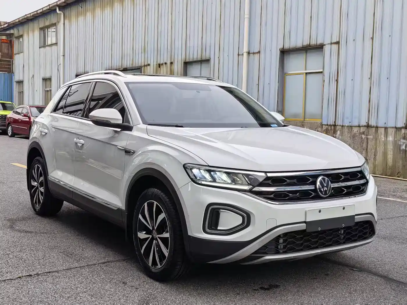 Volkswagen T-ROC 2023 280TSI DSG 2WD Time Edition фото 3
