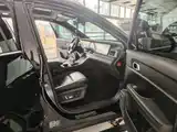 صورة 12 - Li Auto Li ONE