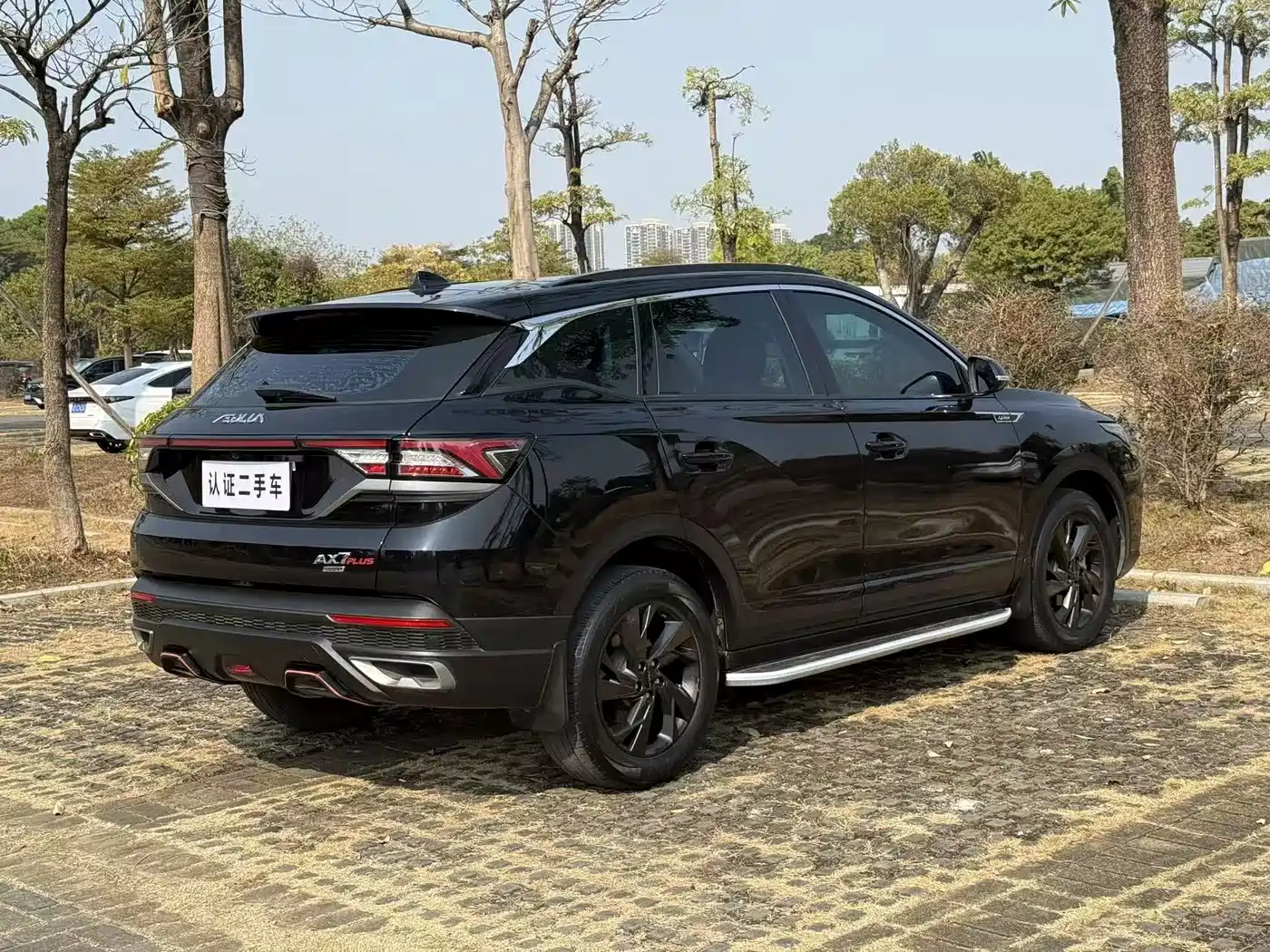 DONGFENG AX7