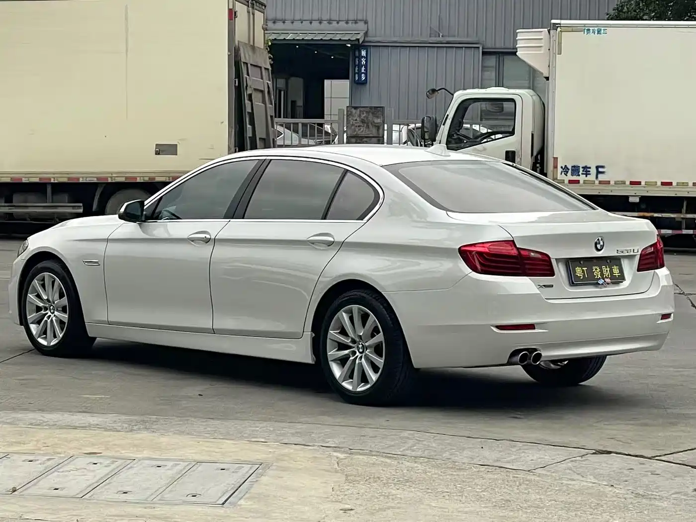 BMW 5 Series 2014 528Li xDrive Premium фото 7
