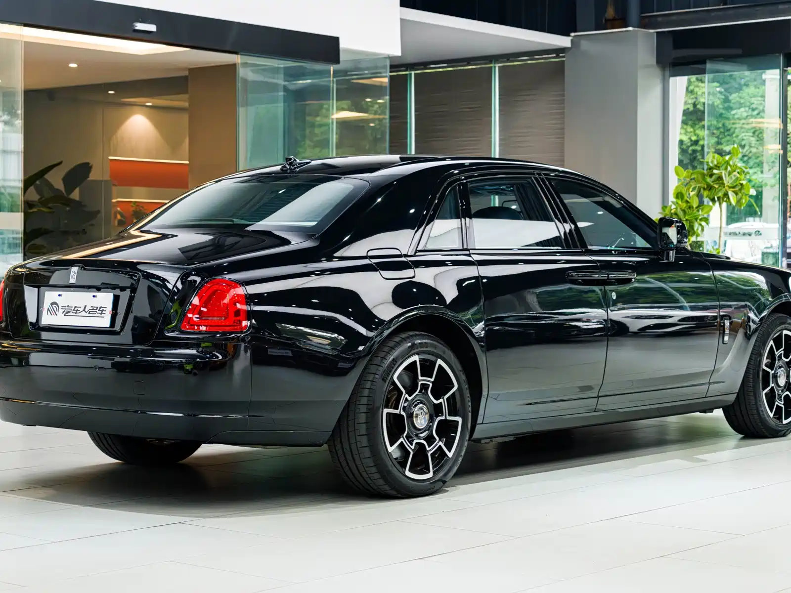 Фото 29 - Rolls-Royce Ghost