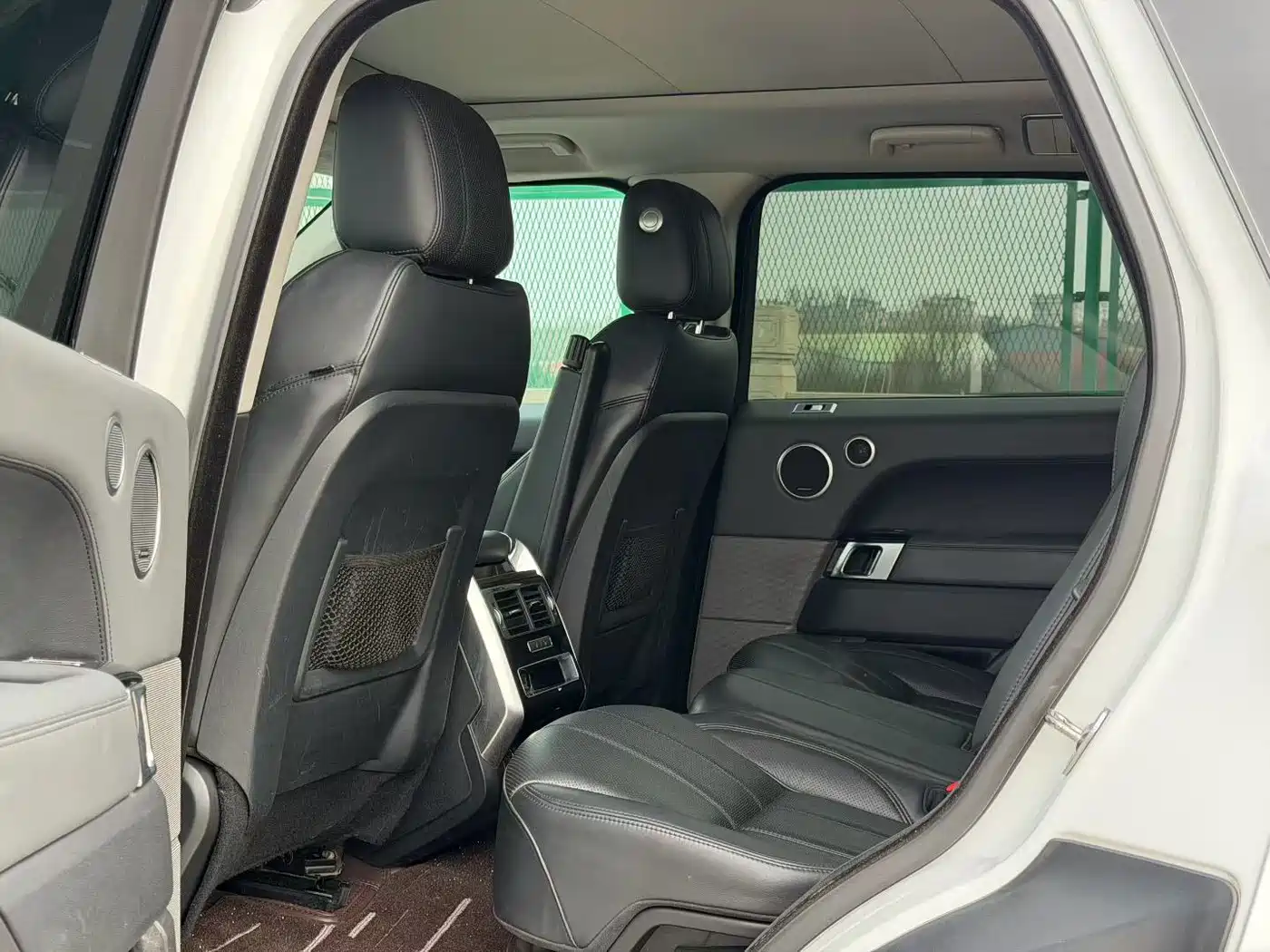 Land Rover Range Rover Sport 2015 3.0 SC V6 HSE фото 6