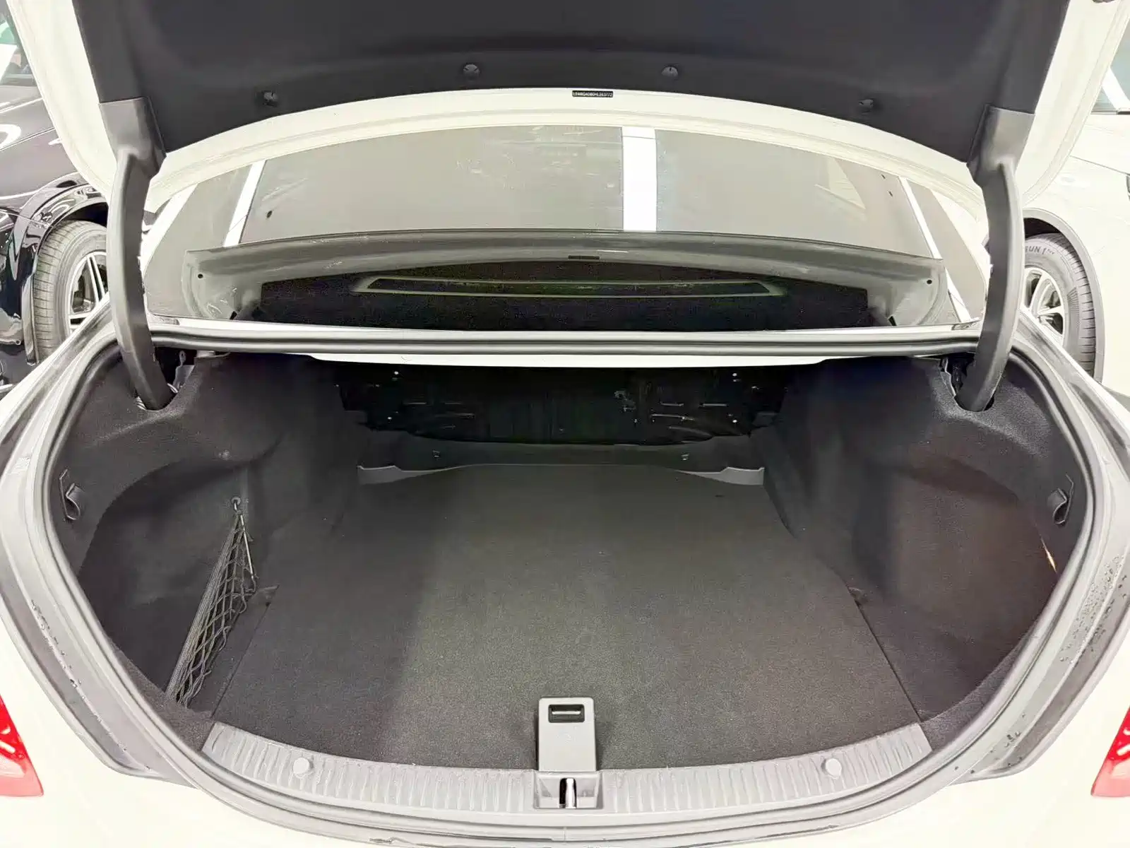 Фото 20 - Mercedes-Benz C-Class