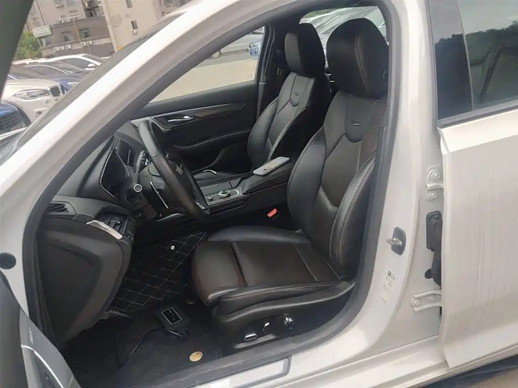 Cadillac CT5 2021 28T Leading Sport фото 15