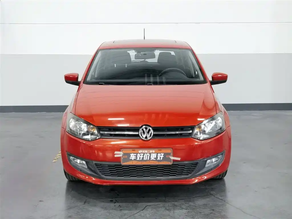 Volkswagen Polo 2011 1.4L Automatic Style Edition фото 3