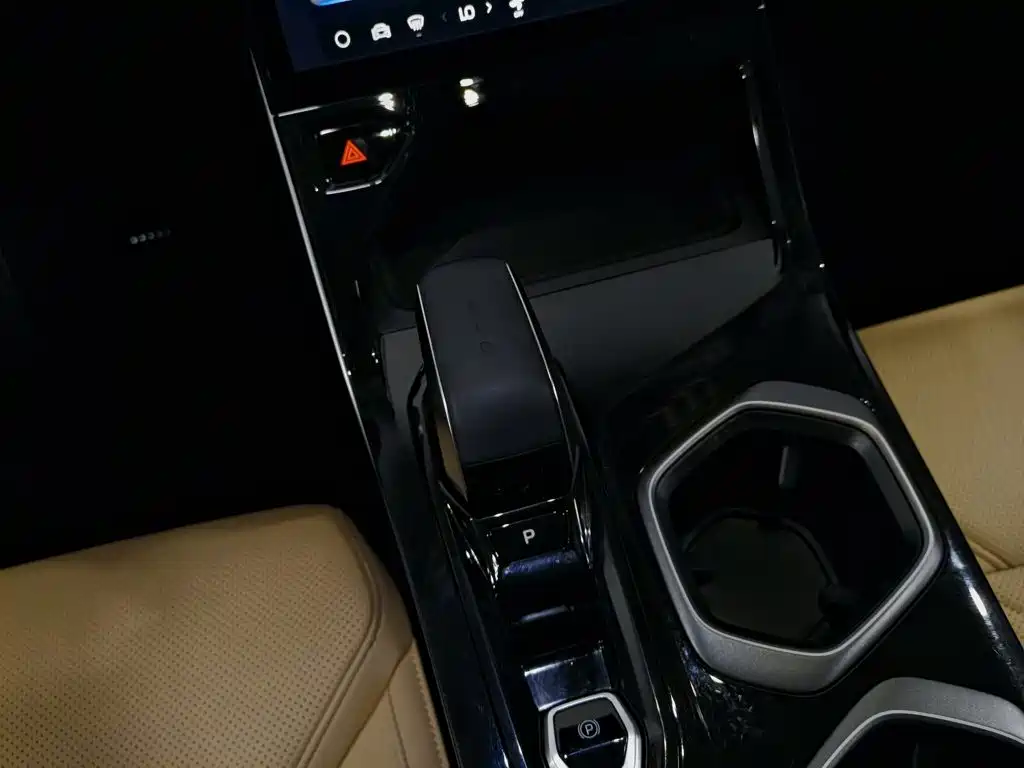 Geely Boyue L 2023 2023 1.5TD DCT Premium