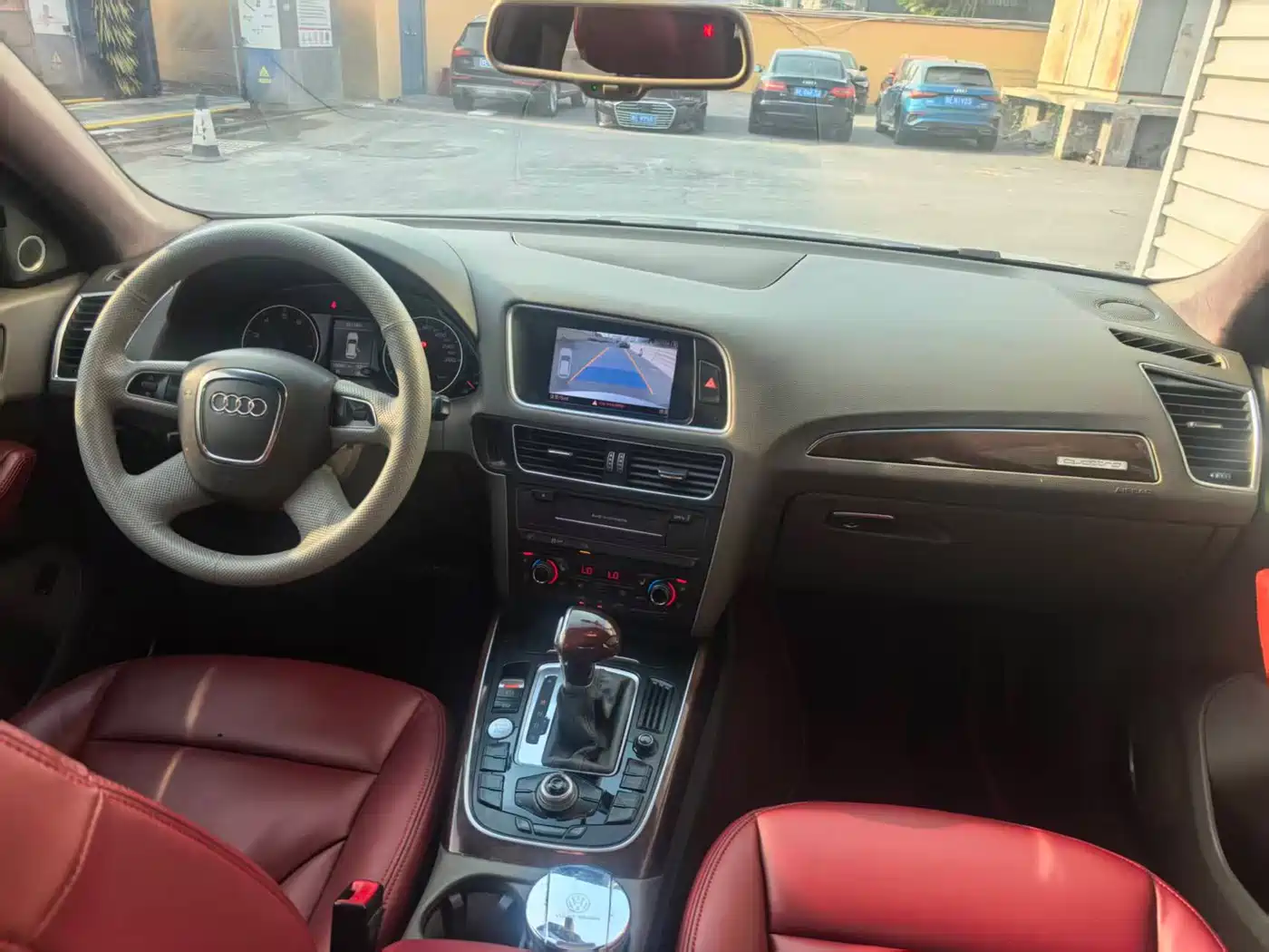 Audi Q5 2012 2.0TFSI Comfort фото 5