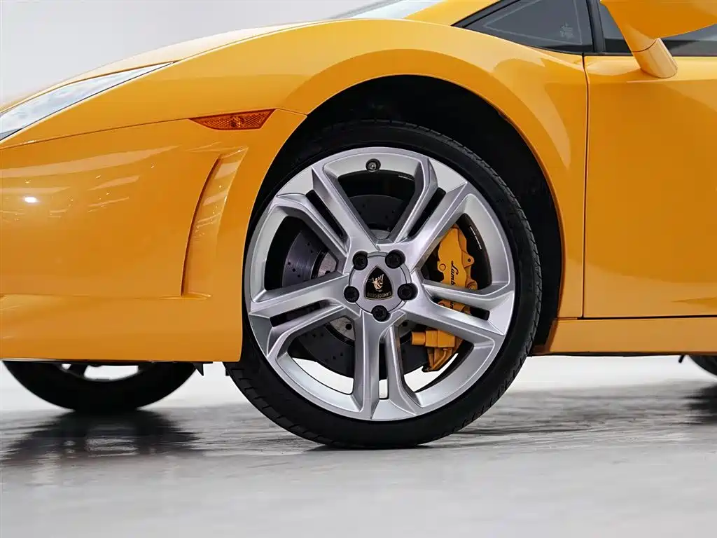 Lamborghini Gallardo 2011 Lamborghini Gallardo LP 560-4 Bicolore фото 17