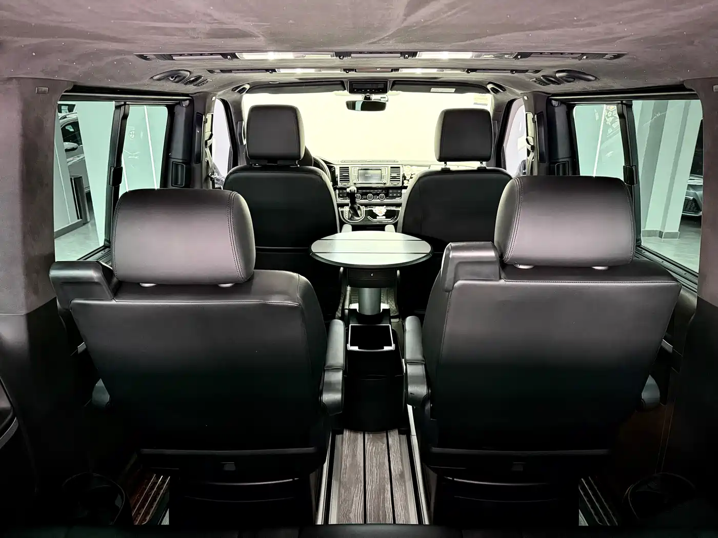 Volkswagen Multivan 2017 2.0TSI AWD Premium Edition 7-Seater фото 19