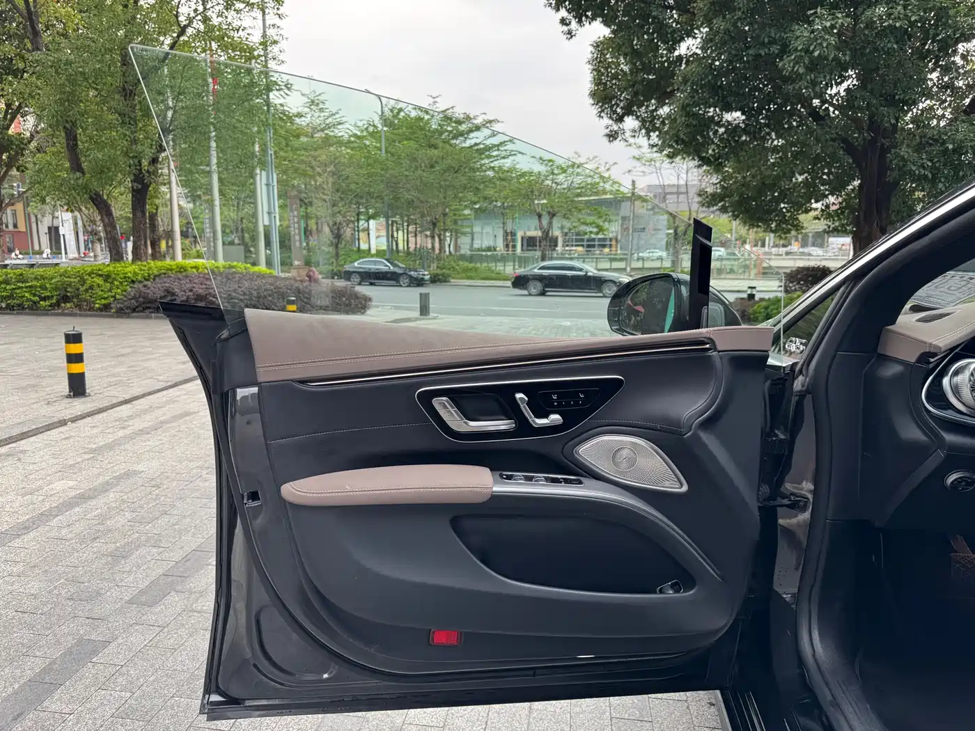 Mercedes-Benz EQS 2022 450+ Luxury Edition фото 11