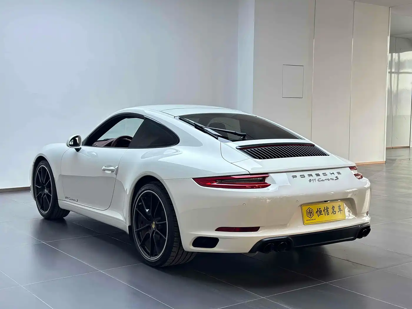 Porsche 911 2016 Carrera 3.0T фото 5