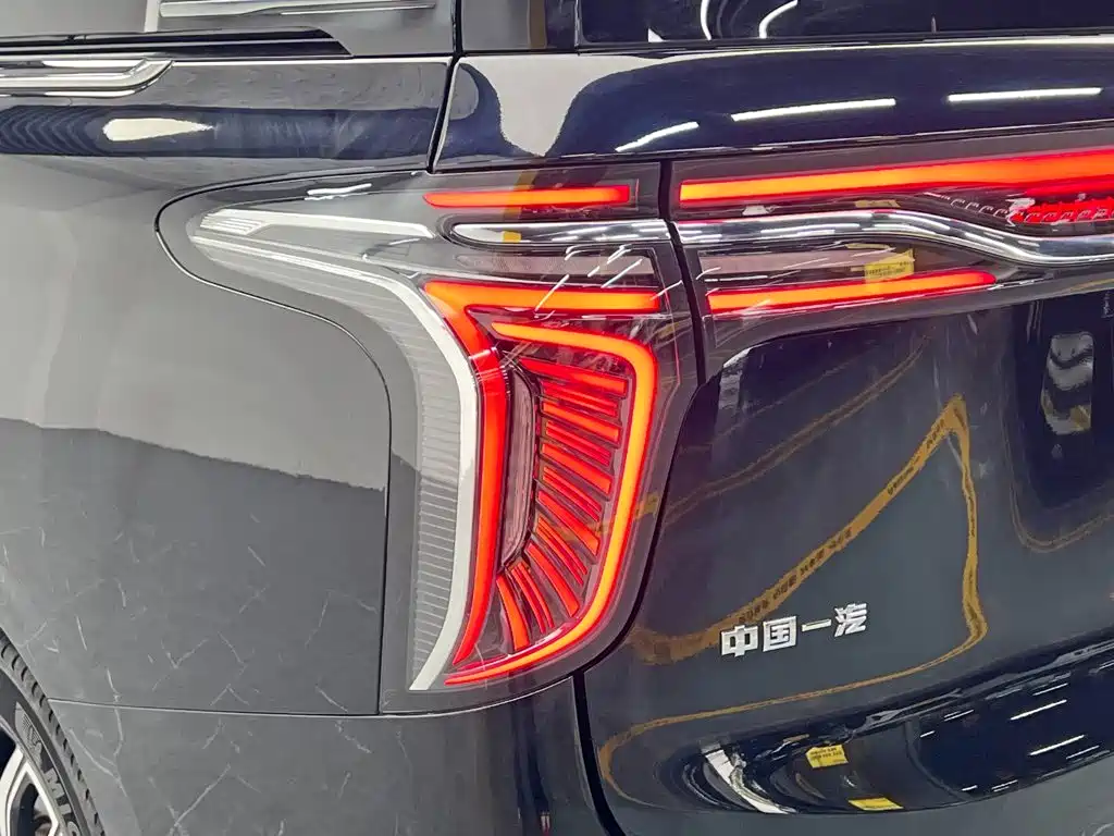 Hongqi HQ9 2023 2023 2.0T Smart Connect Flag Enjoy Edition