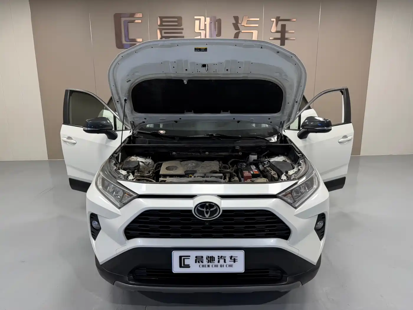 Toyota RAV4 Rongfang 2020 2.0L CVT 2WD Trend Edition фото 12