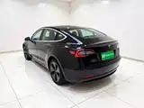 Фото 4 - Tesla Model 3