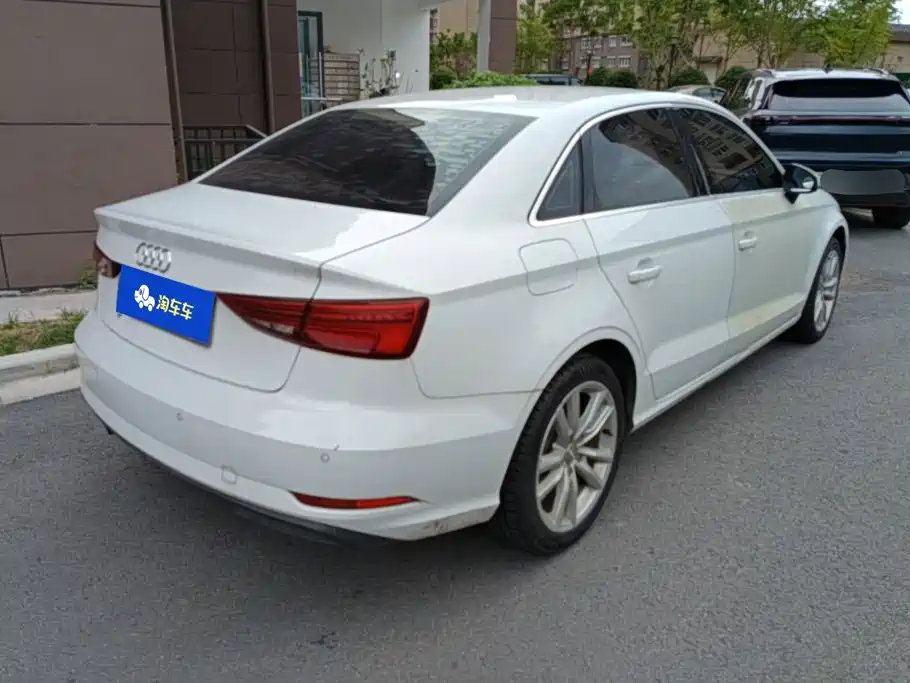 صورة 3 - Audi A3