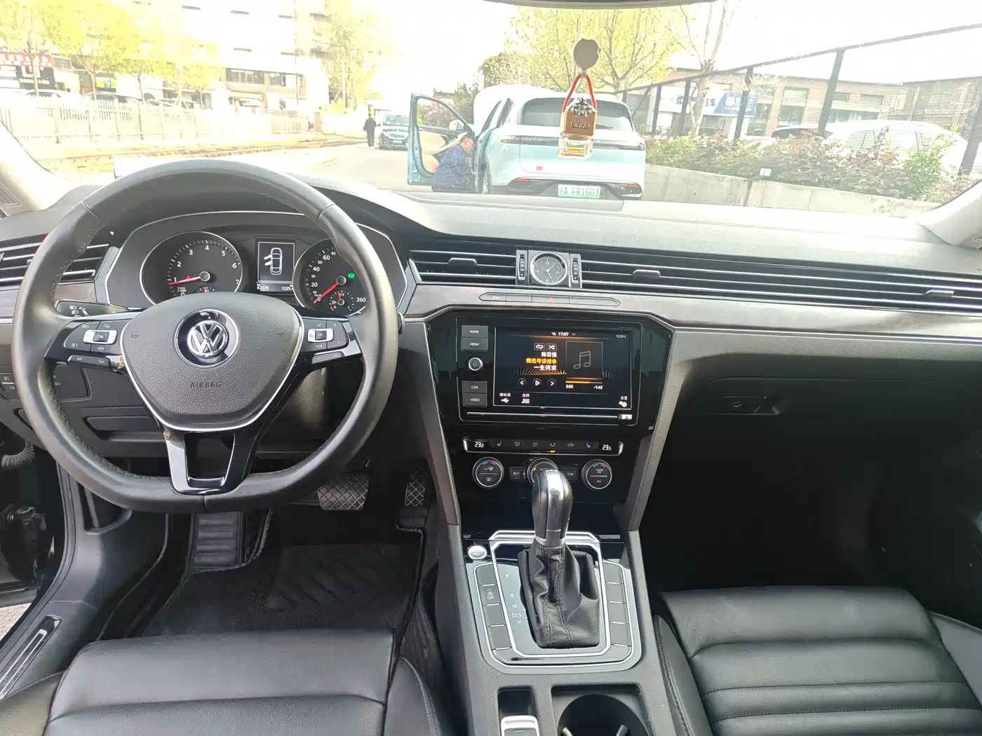 Volkswagen Magotan 2019 330TSI DSG Luxury China V фото 21