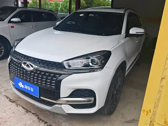 CHERY TIGGO 8
