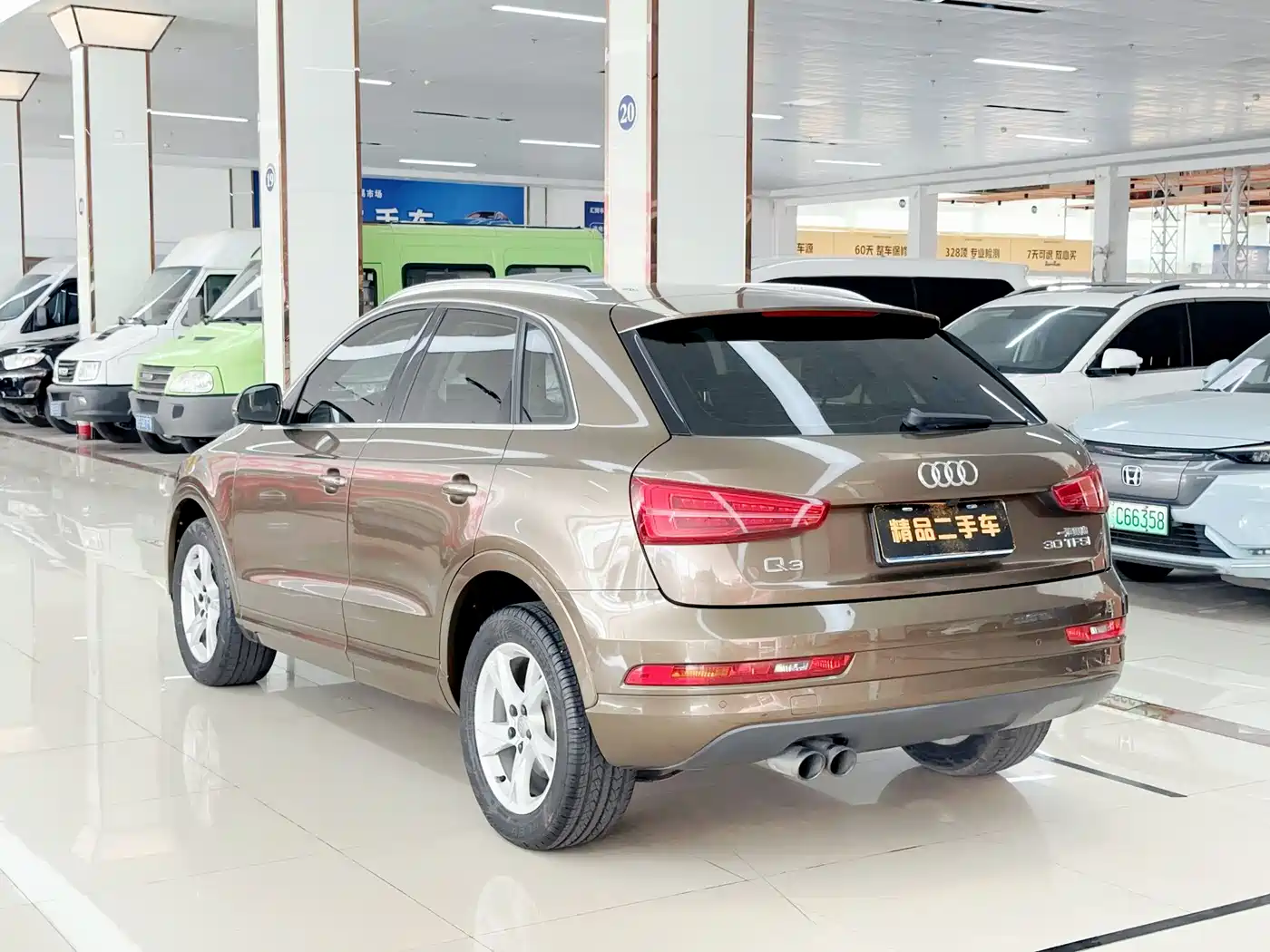 Audi Q3 2016 30 TFSI Fashion фото 6
