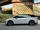 Фото 3 - Li Auto i6