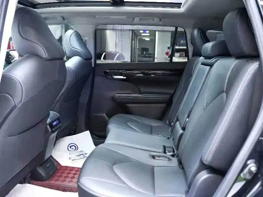 Toyota Highlander 2023 2023 2.5L Smart Hybrid AWD Knight Edition 7-Seater