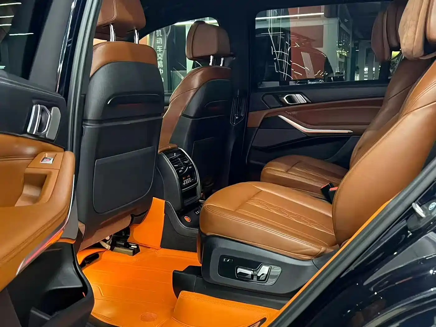BMW X7 2022 xDrive40i Exclusive M Sport Package фото 5