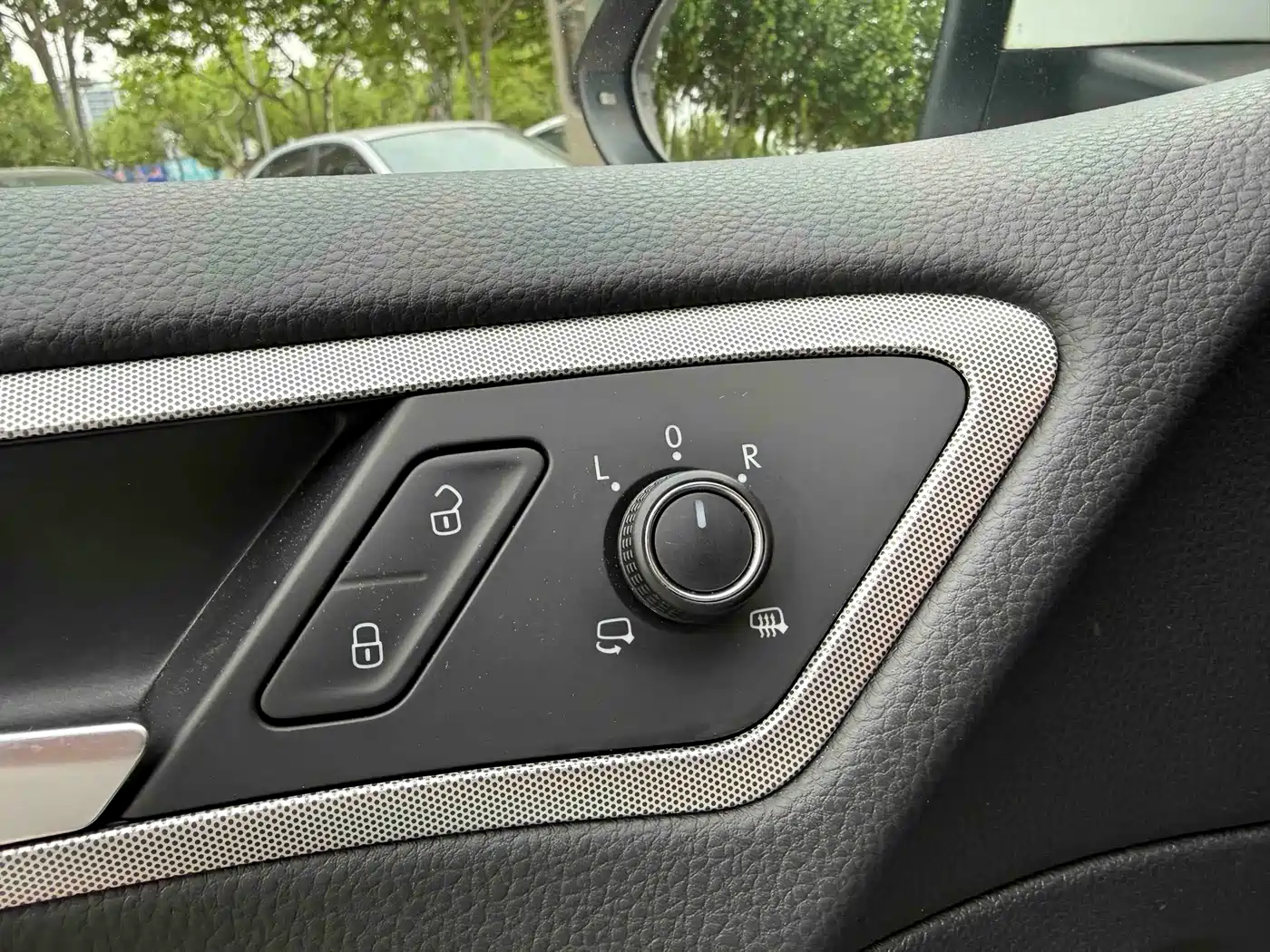 Volkswagen Golf 2019 1.6L Auto Comfort (China V) фото 13