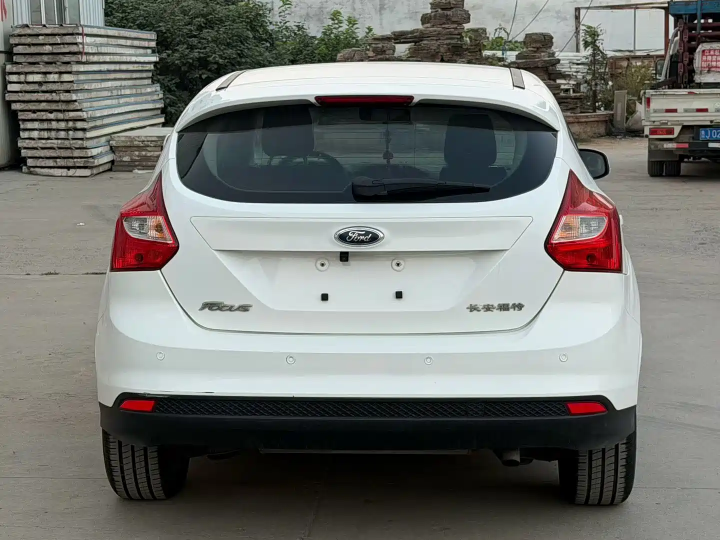 Фото 8 - Ford Focus