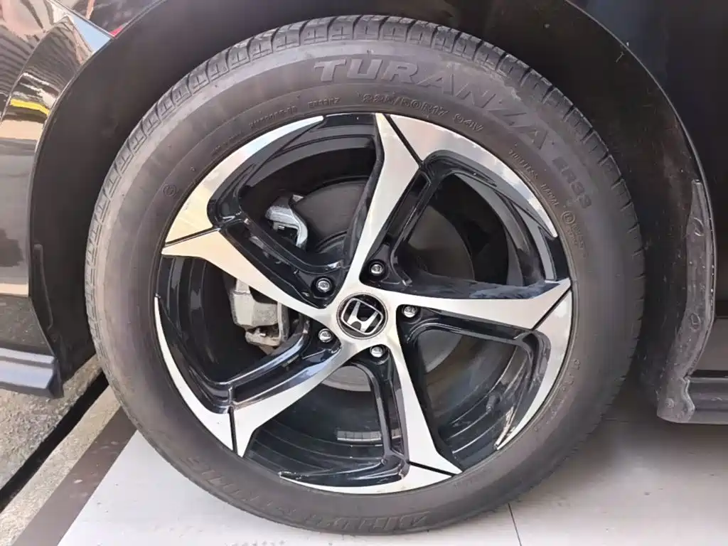 صورة 25 - Honda Accord