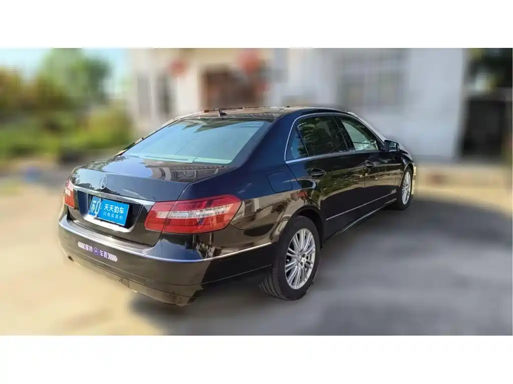 Mercedes-Benz E-Class 2011 2011 E 200 L CGI Elegance