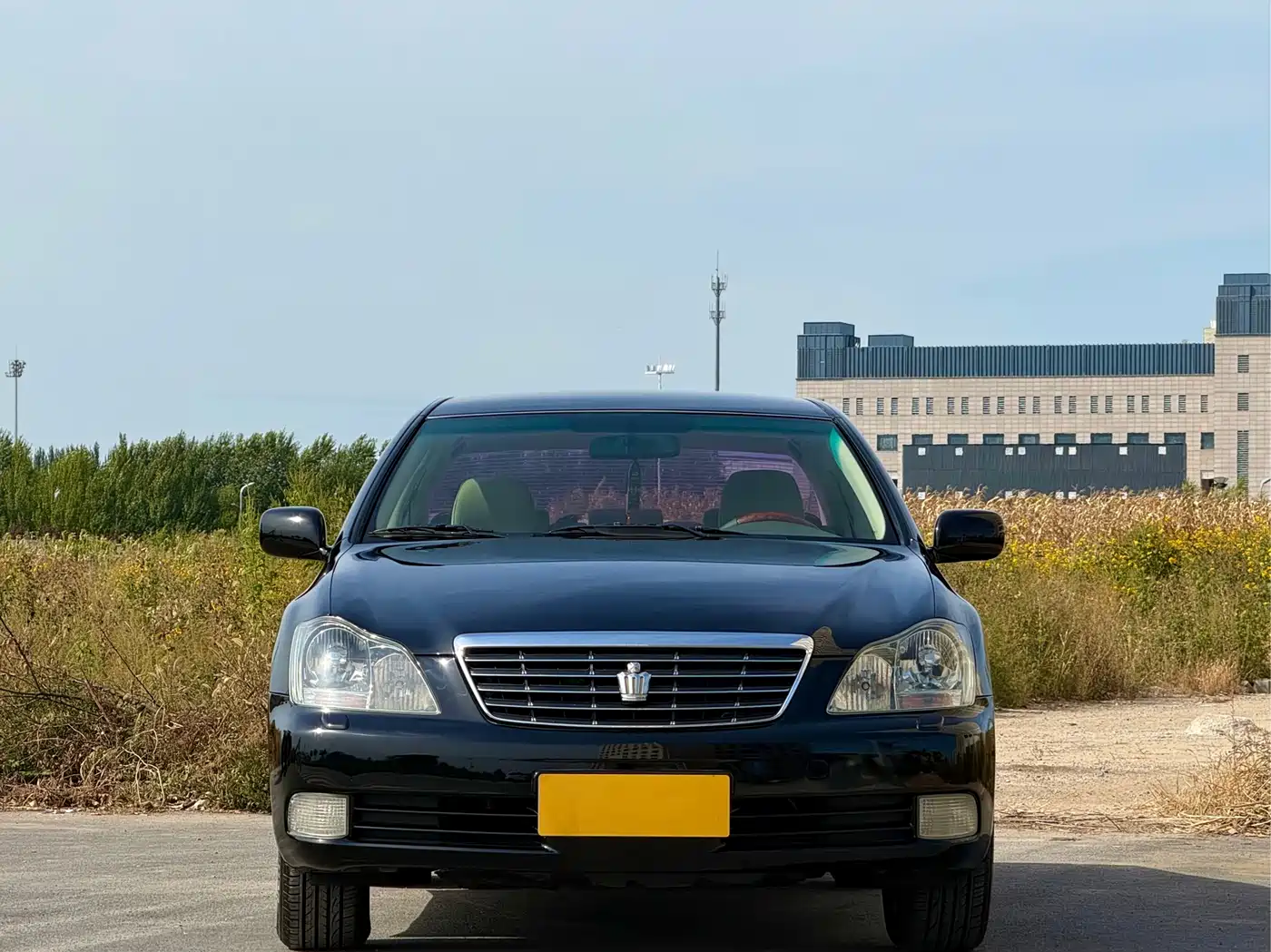 Toyota Crown 2005 Model 2.5L Royal фото 2