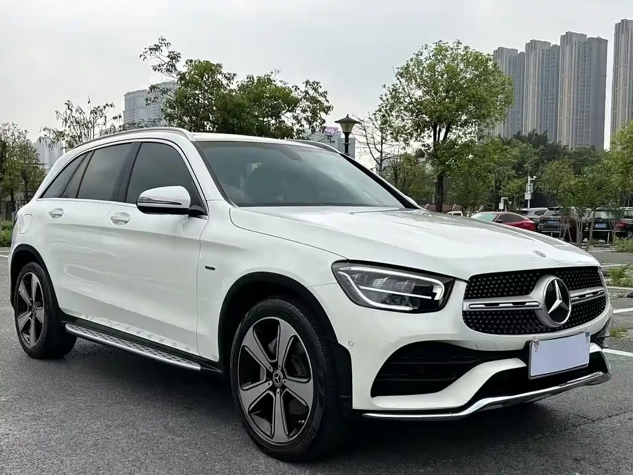 Фото 3 - Mercedes-Benz GLC