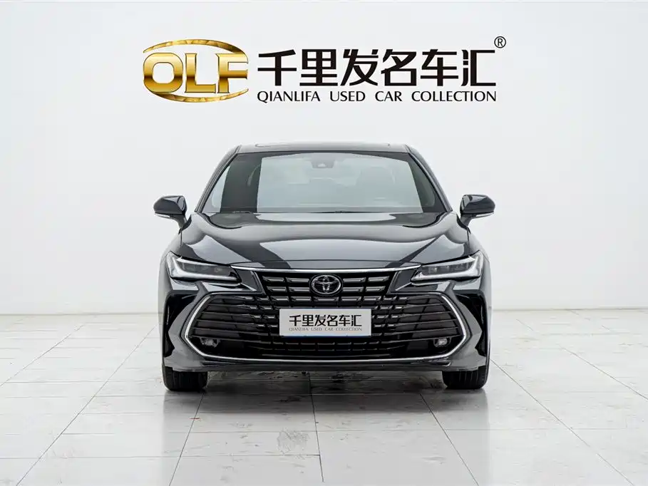 Toyota Avalon 2022 2.0L Luxury Edition фото 2