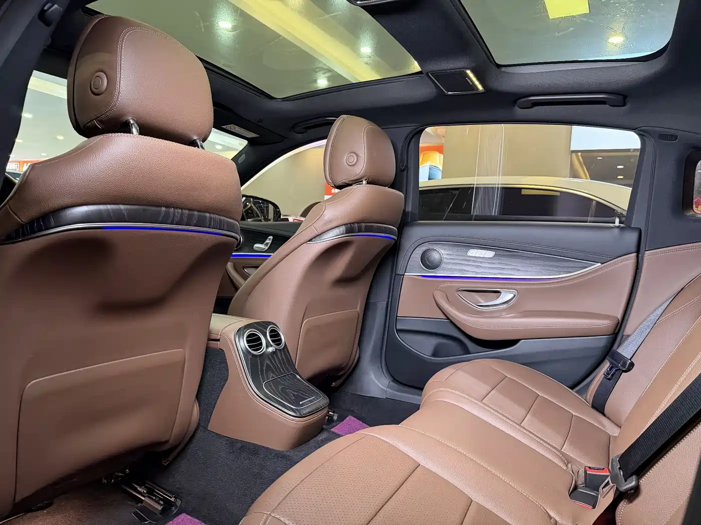 MERCEDES-BENZ E CLASS