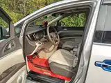 Photo 3 - Buick GL8