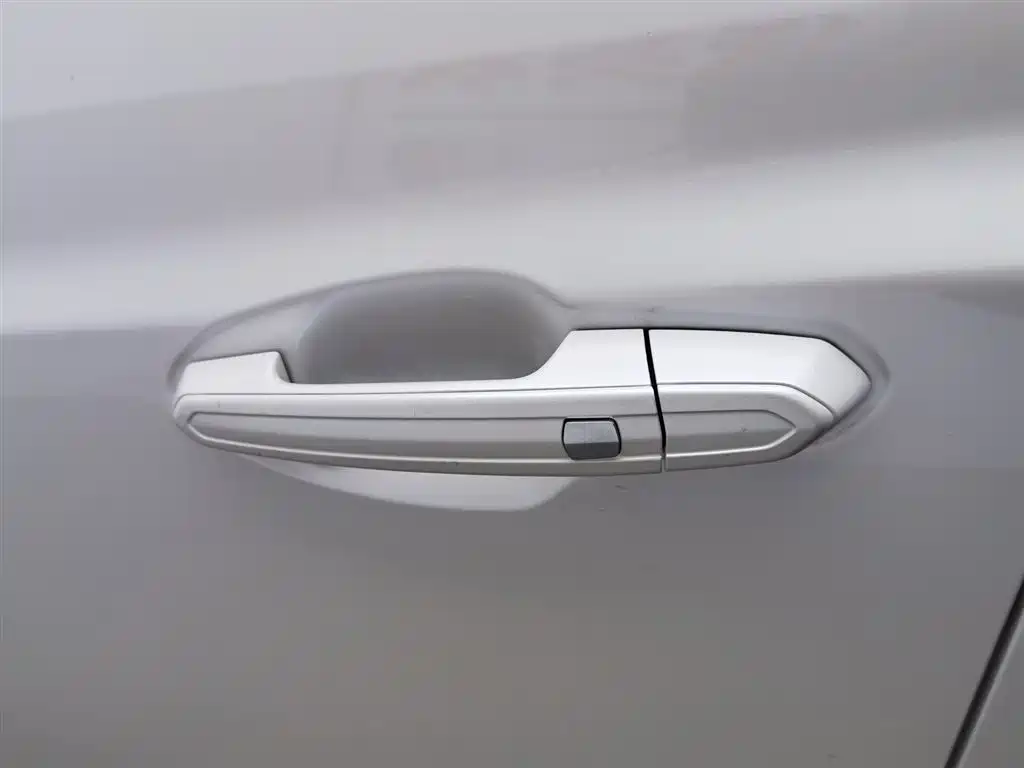 Cadillac XT5 2022 2.0T AWD Luxury (Hummingbird Edition) фото 18