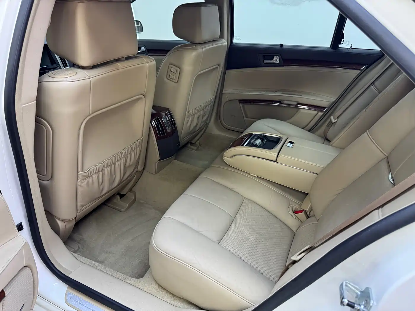 Cadillac SLS 2007 Model 2.8 Luxury фото 13